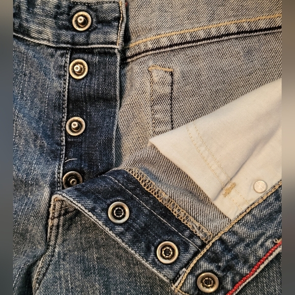 Tommy Hilfiger Women's 4-Snap Closure Blue Jeans, Size 8, IMO Run Big, EUC - Picture 3 of 6